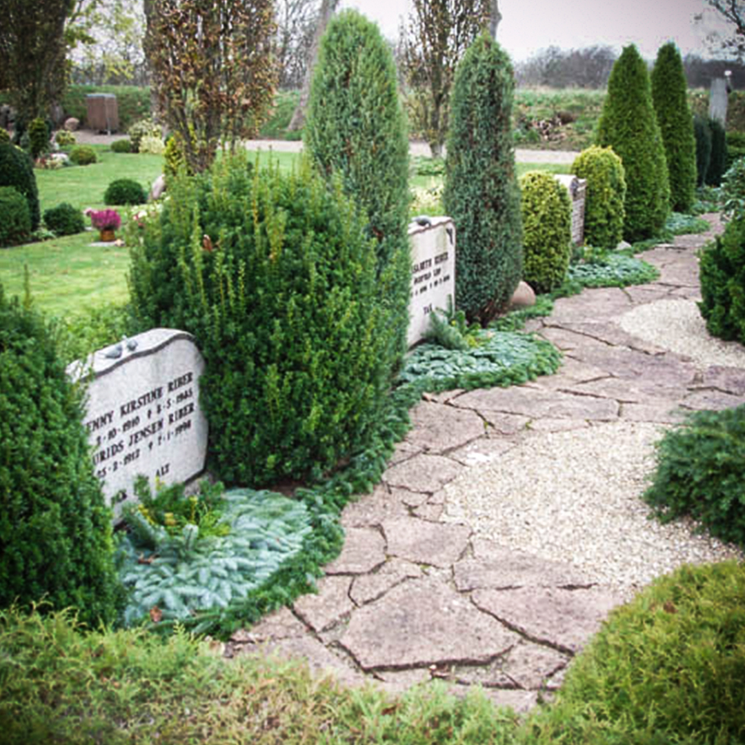 Anlægsgartner på kirkegården